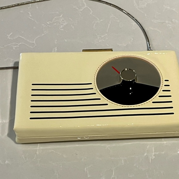 Kate Spade
Radio Samira Clutch - Picture 4 of 9